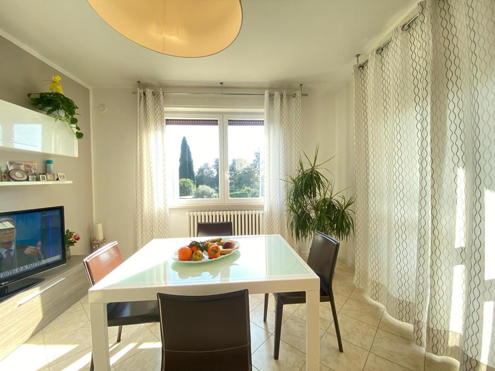 Casa Matilde Apartment ตอสโกลาโน มาแดร์โน ภายนอก รูปภาพ