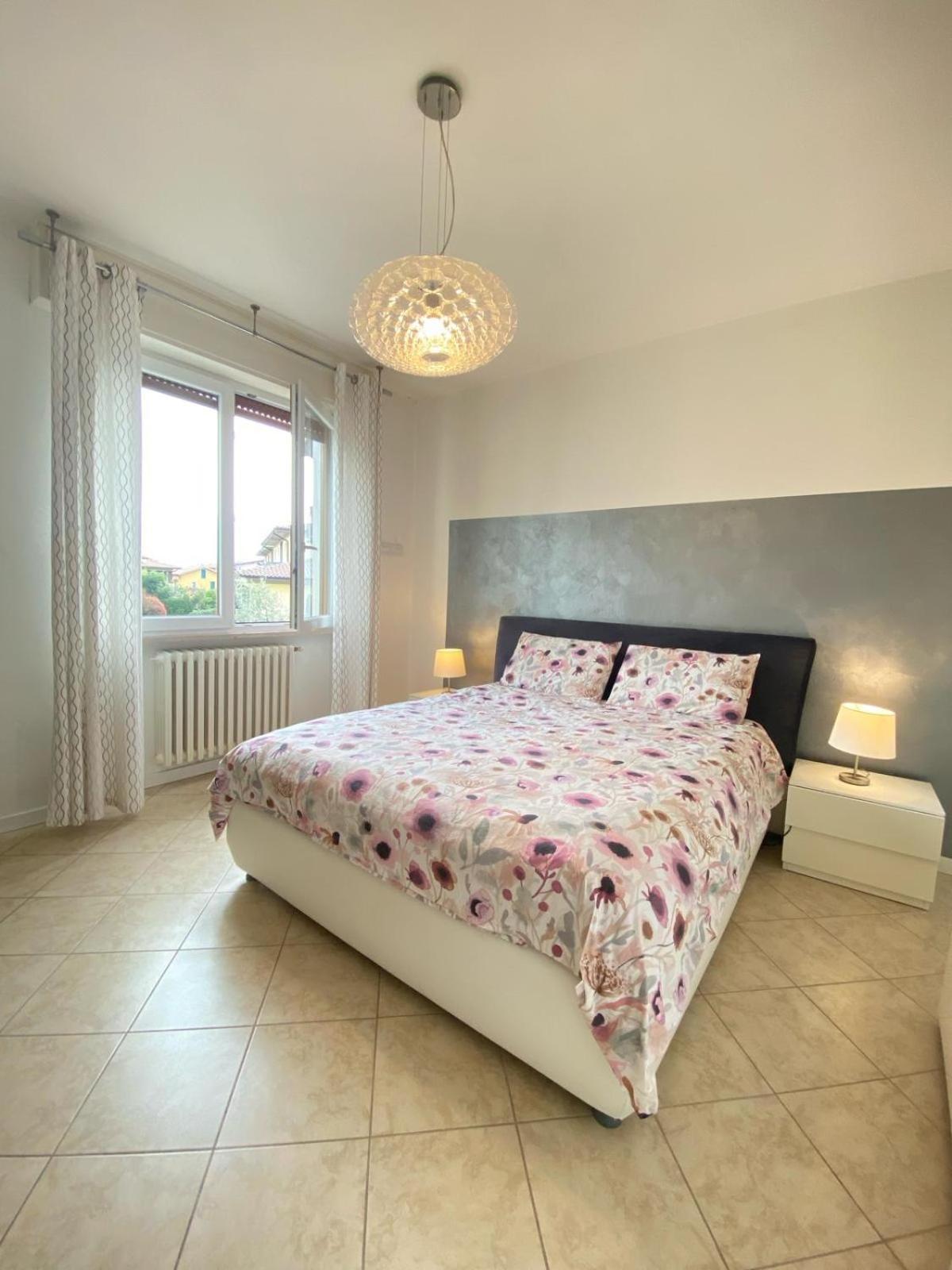 Casa Matilde Apartment ตอสโกลาโน มาแดร์โน ภายนอก รูปภาพ